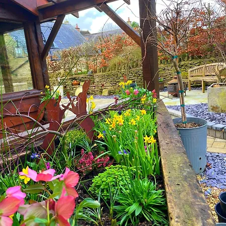 Mulberry House Farm The Garden Room Chippenham  Exterior photo